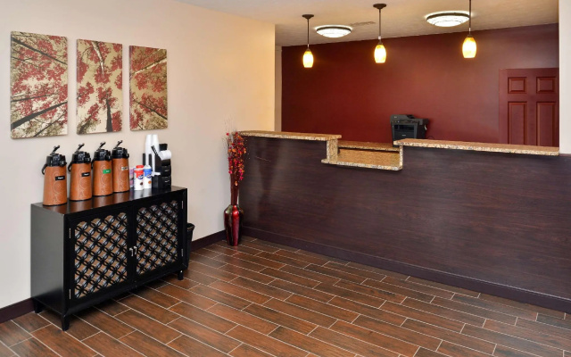 Red Roof Inn Marietta