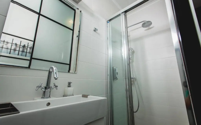 Apartment On Horodotska 13