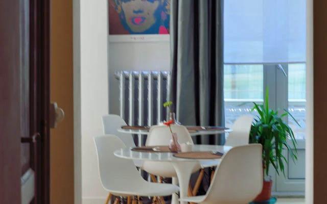 Hotel Retro
