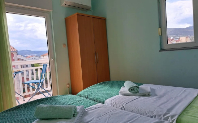 Apartment in Kastel Near the Sea