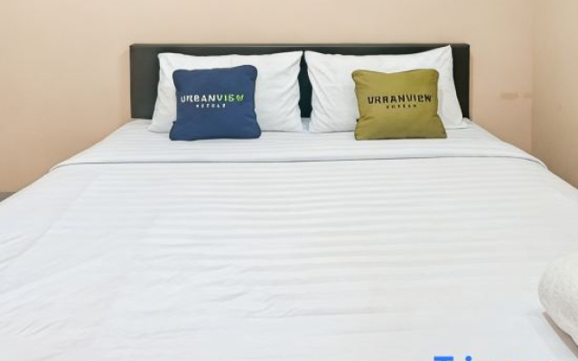 Urbanview MJ House Syariah Bandung