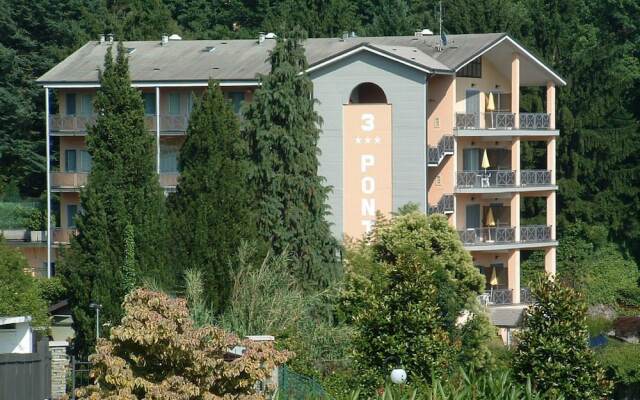 Отель Residence Tre Ponti Италия, Вербания - отзывы, цены и фото номеров - забронировать отель Residence Tre Ponti онлайн вид на фасад