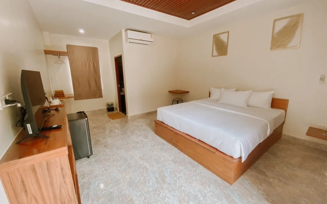 Tachang Airport Hotel