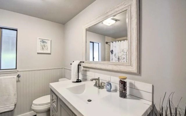 Relaxing Poulsbo Duplex w/ Liberty Bay Views!