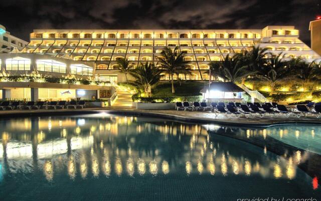 Отель Golden Parnassus Resort & Spa - Все включено вид на фасад