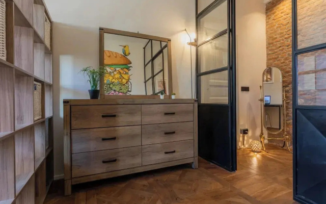 Graffiti Apartment by Wonderful Italy