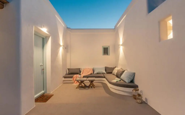 Blue Harpist Villas