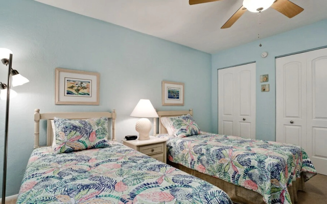 Runaway Bay Resort by BBG