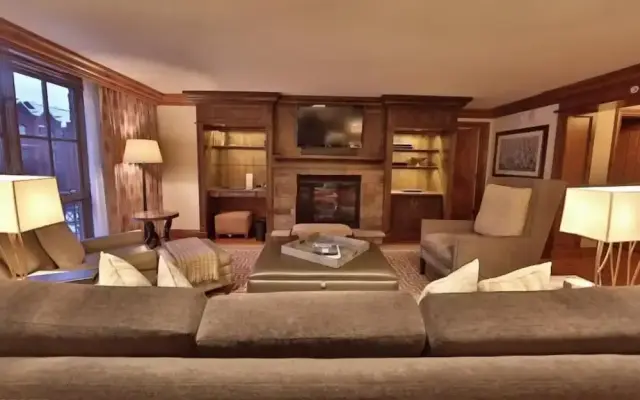 Three Bedroom Residence