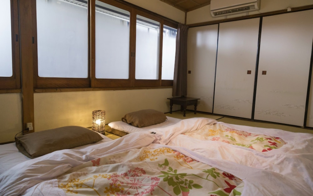 Guesthouse OKI's Inn - Hostel