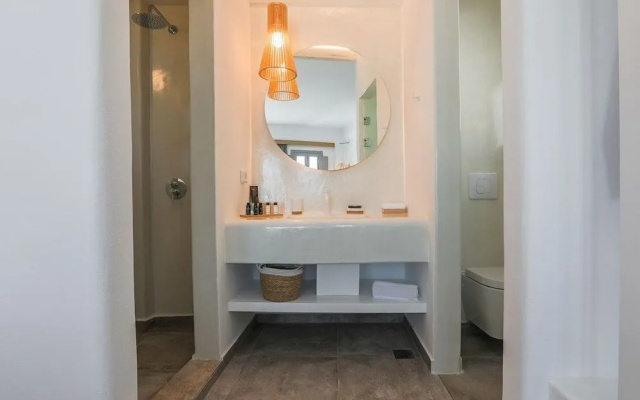 Eternity Suites Santorini