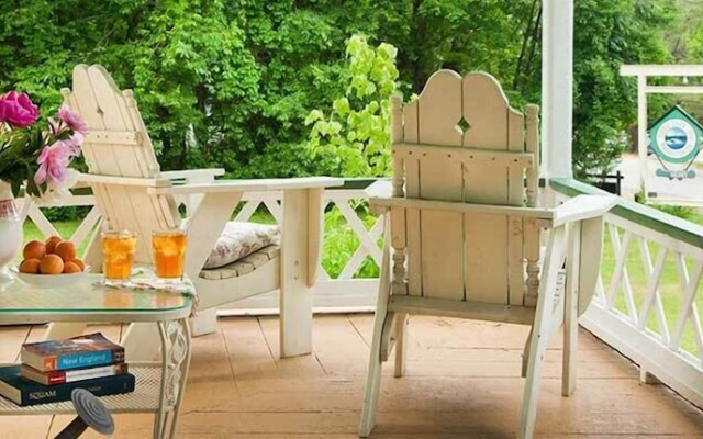 Squam Lake Inn
