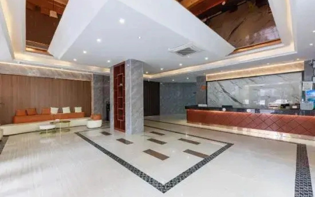 Helin Hotel (Guangzhou Shiling Leather Mall)