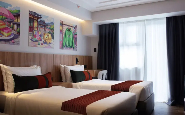 Novel Hotel Manila