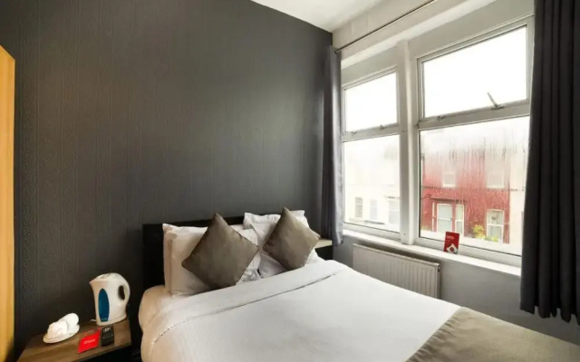 Bank St Hotel