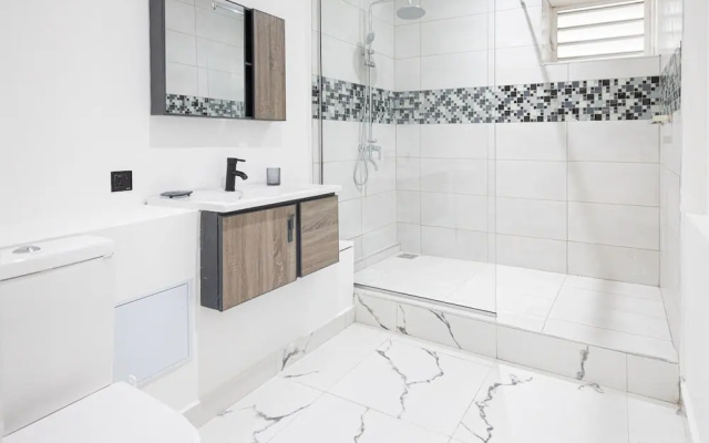 O'Beach Boutique Studios