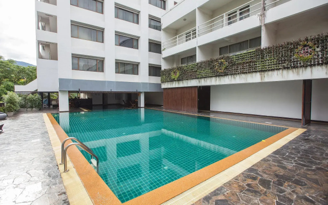 Chiangmai Hill 2000 Hotel by ZEN Rooms