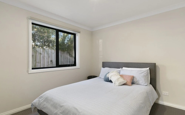 Summer Breeze - Free Wifi & Netflix Inlet Side Central Location