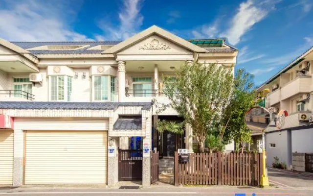 Ying Hsuan House