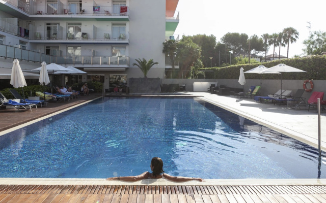 Отель Ibersol Hotel Antemare - Adults only