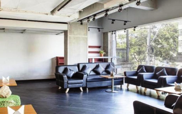 Mango suites Helios