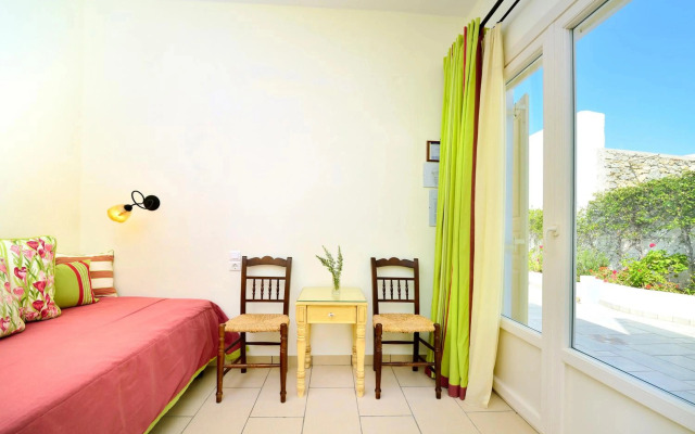 Pelican Town Hotel