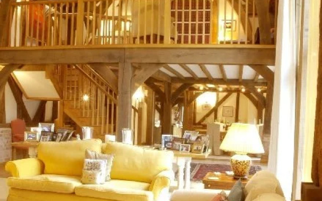 Brook Barn Country House
