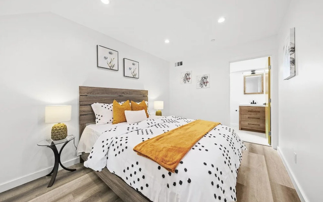 Downtown LA Stylish Bedrooms