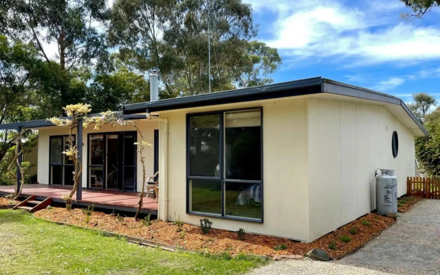 WISTERIA COTTAGE - Pet Friendly