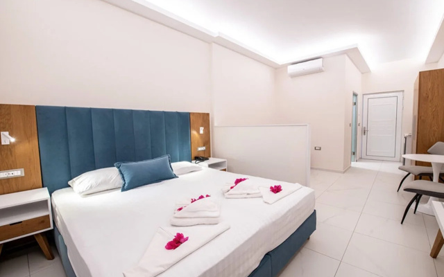Cavo D'oro Hotel