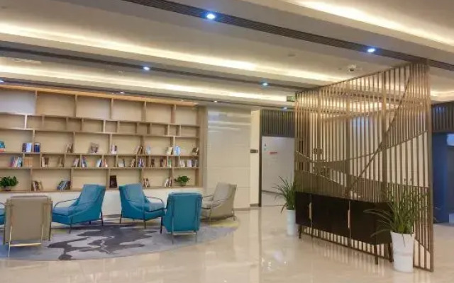Ruochu Hotel