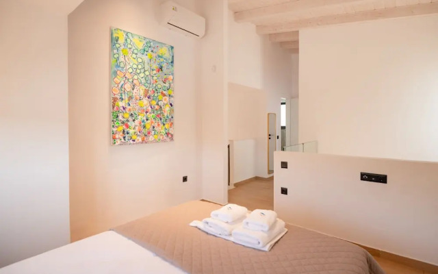 Olive Grove Panorama Suite Pende