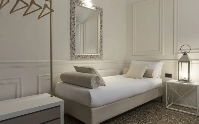 San Marco Suite 755