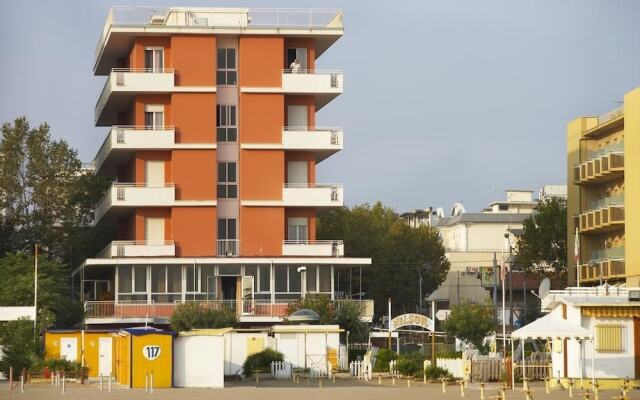 Hotel Nelson Римини вид на фасад
