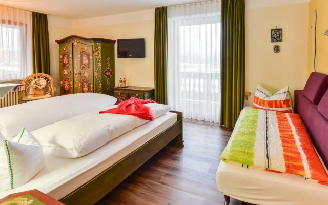 Ferienhotel Hahn Garni