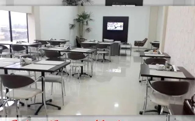 Premium Palace Hotel
