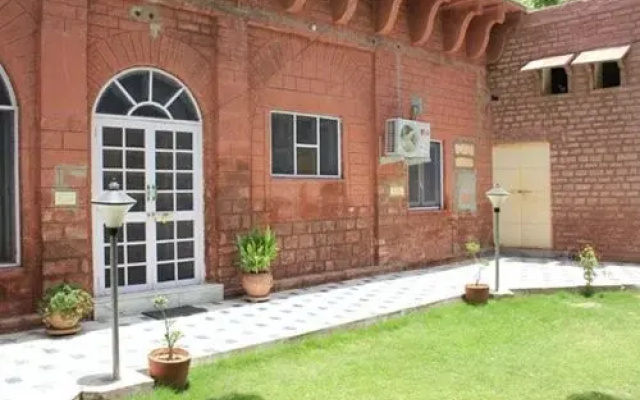Kishore Bagh Palace