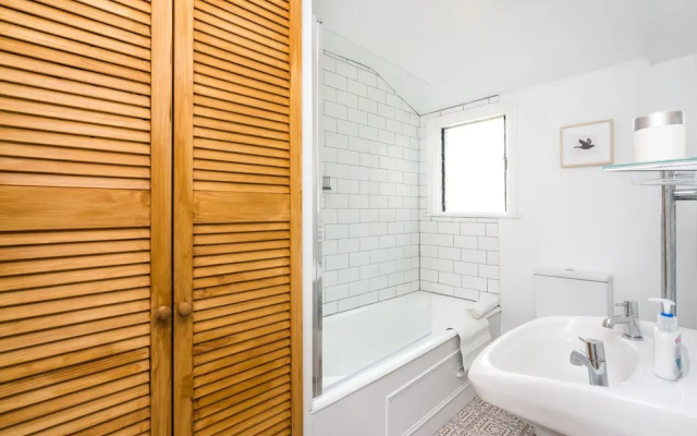 NEW Amazing 1 Bedroom Flat in Trendy Highbury