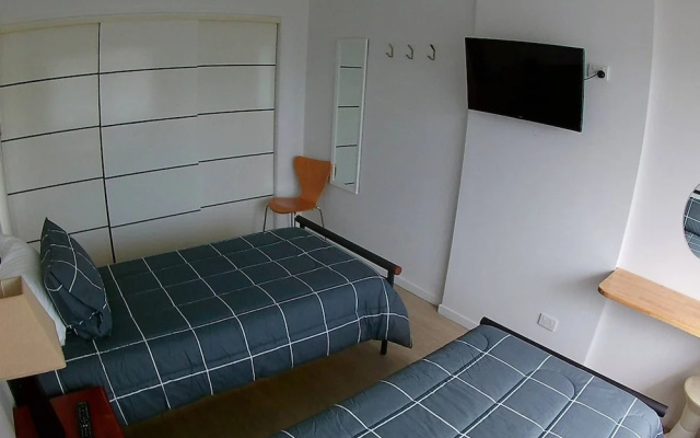 2 Bedroom Apartment in Surfers Central
