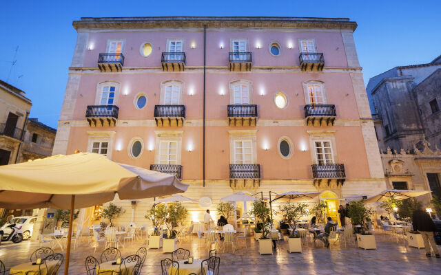 Отель Antico Hotel Roma 1880 Италия, Сиракуза - отзывы, цены и фото номеров - забронировать отель Antico Hotel Roma 1880 онлайн вид на фасад