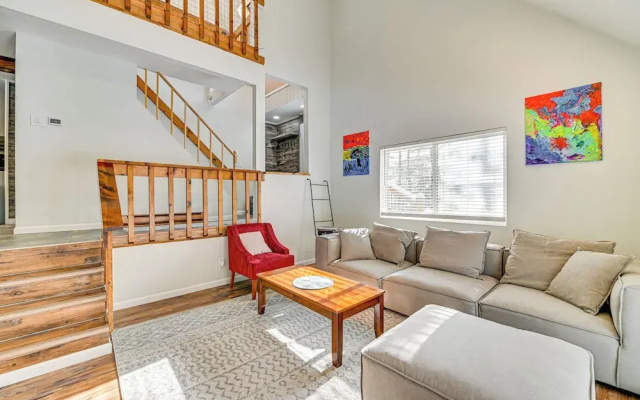 Ski, Hike & Golf: Pet-friendly Windham Retreat