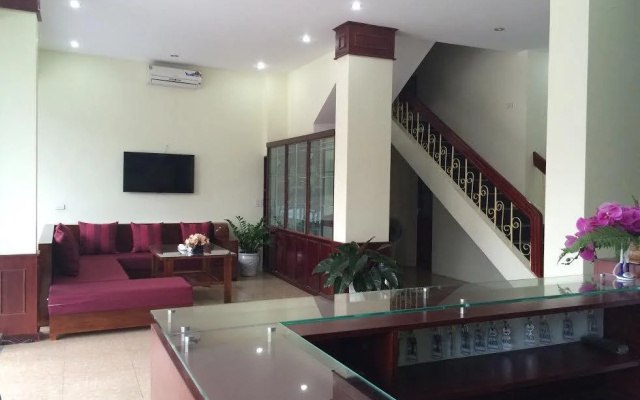 Queen Hotel Ha Long