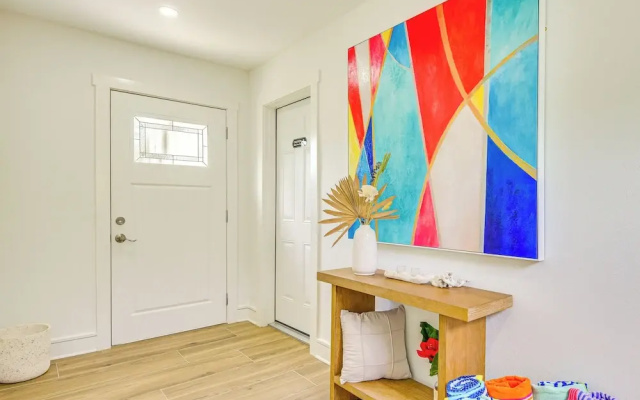Heated Pool, Mini Golf & Cabana: Bradenton Retreat