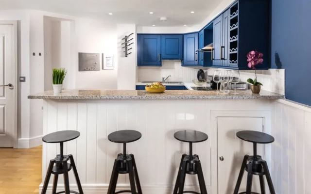 Plymouth City Centre Duplex Apartment