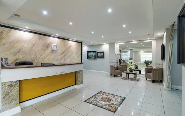 1 Bedroom Apartment, Seapoint, Cape Town