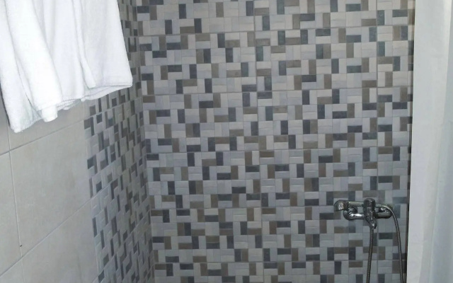 Jonathan Studio Apartments