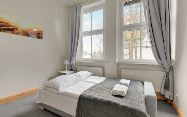 Grand Apartments