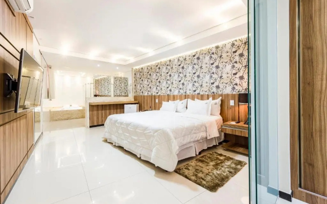 Serata Hotel