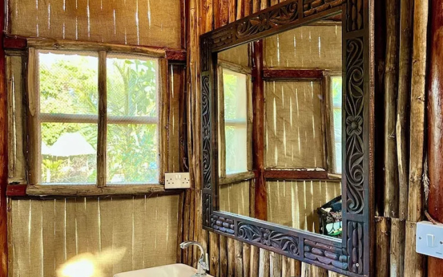 Staysocial Diani-Backpackers &Social Hub