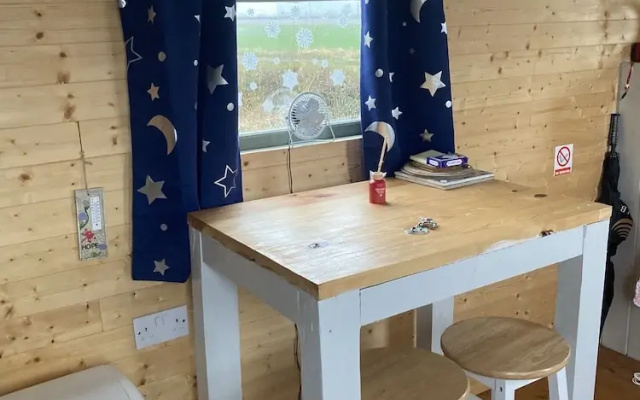 Captivating 1-bed Cabin in Middlesbrough